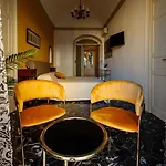 Baroque Bed and breakfast 3*