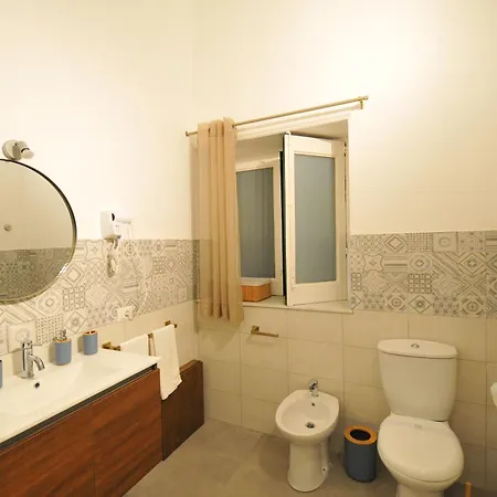 Baroque Oda ve Kahvaltı Acireale