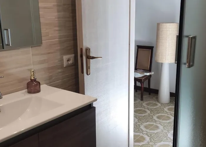 Baroque לינה וארוחת בוקר 3*